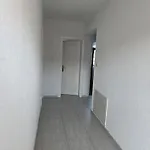 Апартаменти Angela's House *