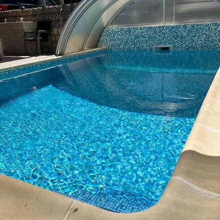 Angela's House Апартаменты *