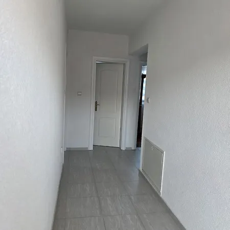 Апартаменты Angela's House *