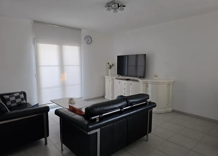 Angela's House * Zara