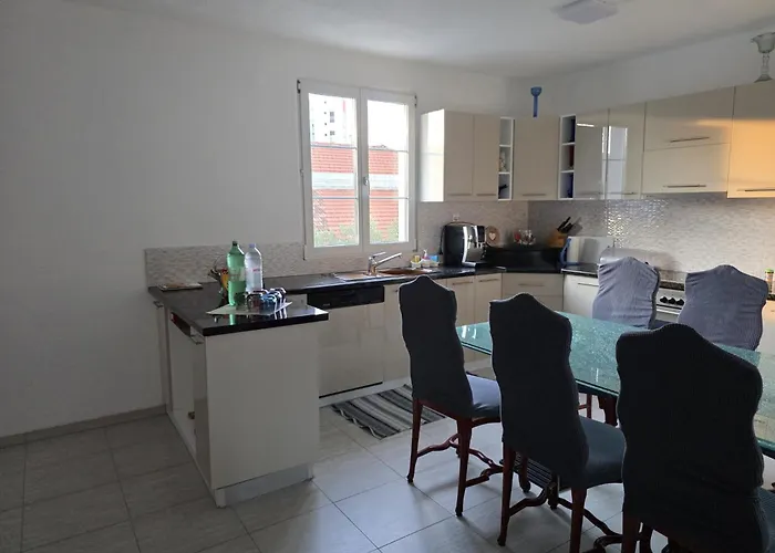 Angela's House Appartamento *